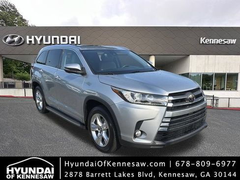 Used 2017 Toyota Highlander Limited AWD/4WD image 1