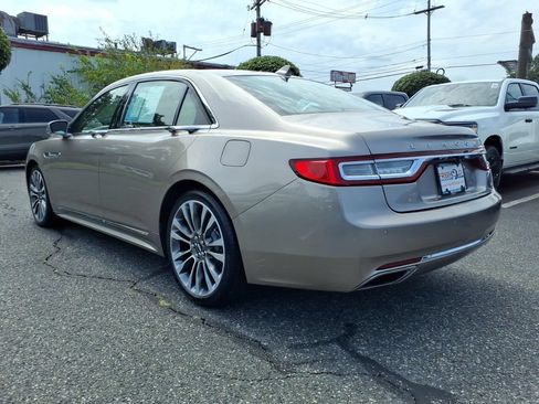 Used 2019 Lincoln Continental Select AWD/4WD image 21