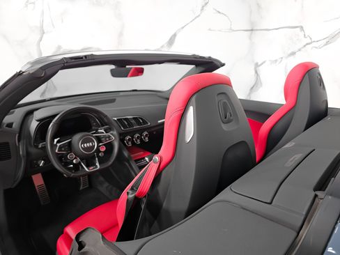 Used 2022 Audi R8 V10 performance RWD image 27