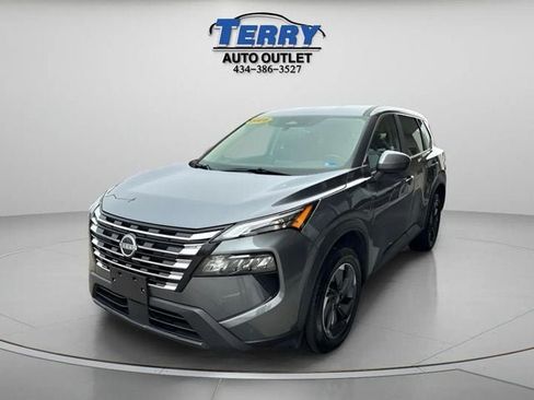 Used 2025 Nissan Rogue SV FWD image 4