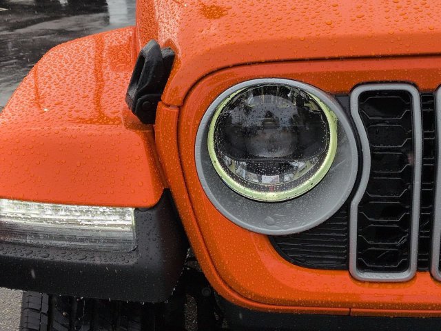 New 2027 Jeep Wrangler Unlimited Sahara AWD/4WD image 10