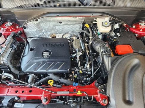 Used 2025 Chevrolet TrailBlazer LT image 29