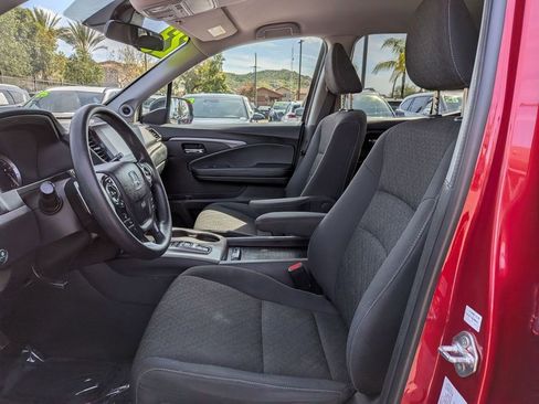 Used 2023 Honda Ridgeline Sport image 17