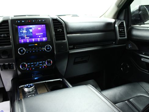 Used 2020 Ford Expedition Platinum AWD/4WD image 20