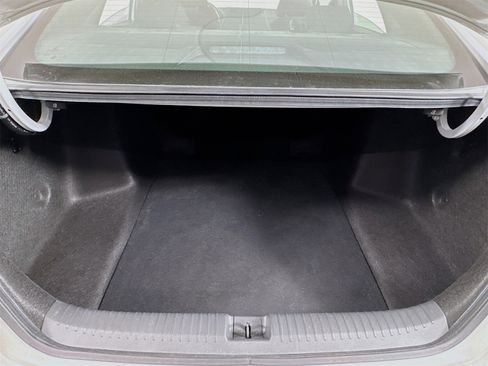 Used 2023 Honda Accord Sport image 19