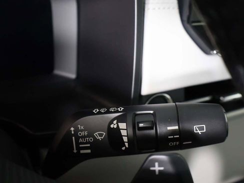 New 2025 Mitsubishi Outlander SEL image 50