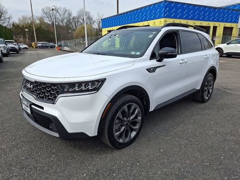 Certified 2023 Kia Sorento X-Line EX image 4
