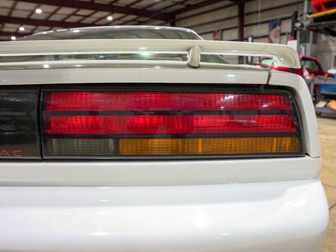 Used 1992 Pontiac Firebird Formula RWD image 38