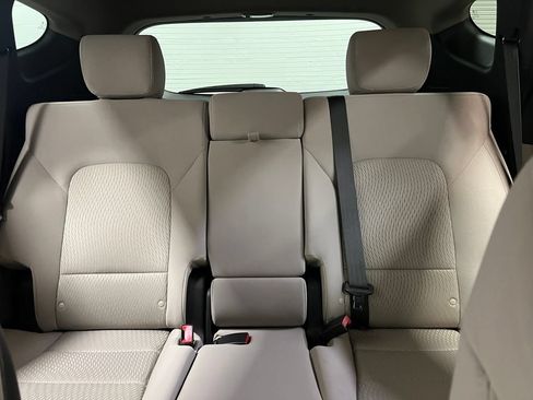 Used 2017 Hyundai Santa Fe Sport FWD image 28