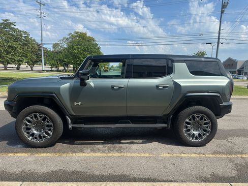 Used 2024 GMC Hummer EV 3X AWD/4WD image 7