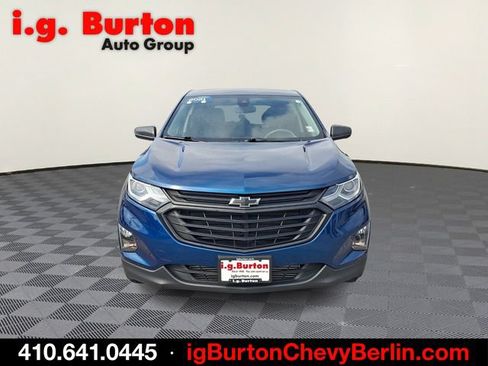 Used 2021 Chevrolet Equinox LT FWD image 2