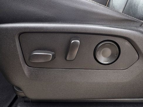 Used 2021 GMC Yukon AT4 w/ AT4 Premium Plus Package image 27