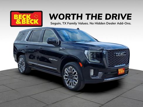 Certified 2023 GMC Yukon Denali Ultimate AWD/4WD image 8