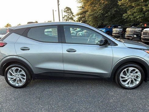 New 2027 Chevrolet Bolt LT FWD image 7
