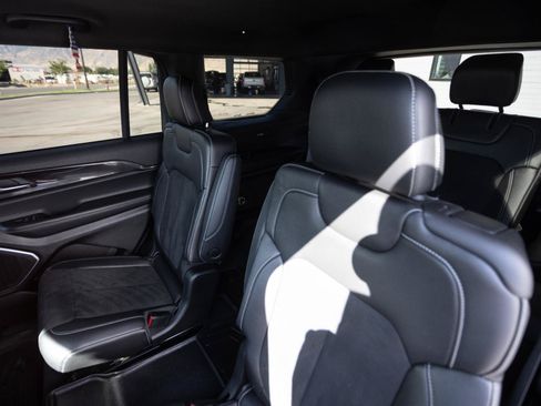 Used 2021 Jeep Grand Cherokee L Laredo AWD/4WD image 16
