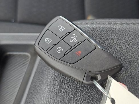 Used 2023 Chevrolet Silverado 1500 LT AWD/4WD image 76