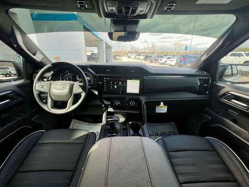 New 2026 GMC Sierra 1500 AT4X image 2