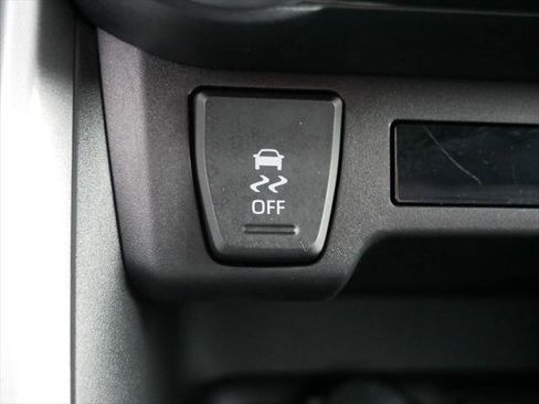 Certified 2025 Toyota RAV4 XLE AWD/4WD image 20