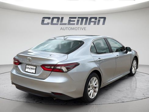 Used 2024 Toyota Camry LE FWD image 7