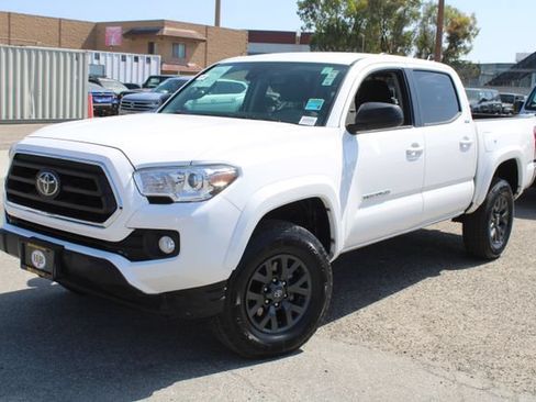 Used 2023 Toyota Tacoma SR5 RWD image 15