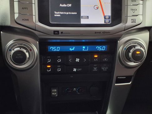 Used 2017 Toyota 4Runner Limited AWD/4WD image 17