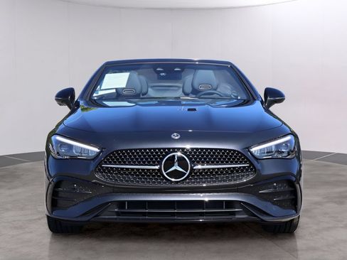 Used 2024 Mercedes-Benz CLE 450 4MATIC Cabriolet image 2