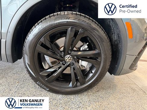 Certified 2024 Volkswagen Tiguan SE R-Line AWD/4WD image 26