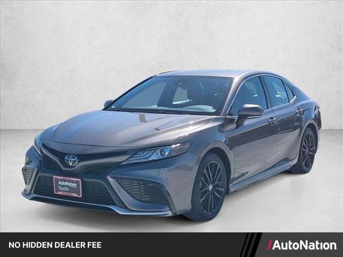 Used 2024 Toyota Camry XSE FWD image 1