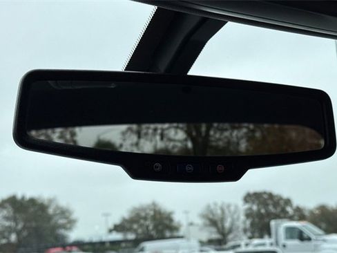 Used 2017 GMC Sierra 2500 2WD Crew Cab image 25