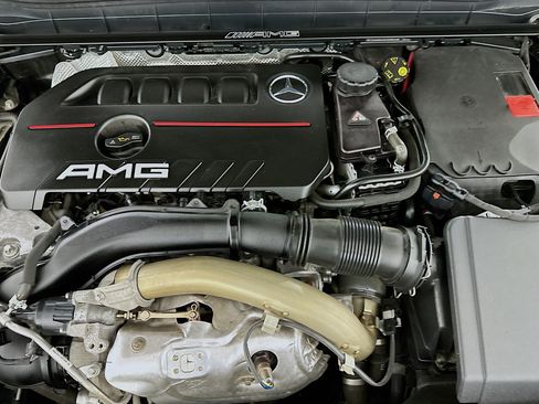 Used 2022 Mercedes-Benz GLB 35 AMG 4MATIC image 34