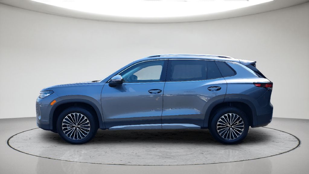 Used 2026 Volkswagen Tiguan S AWD/4WD image 8