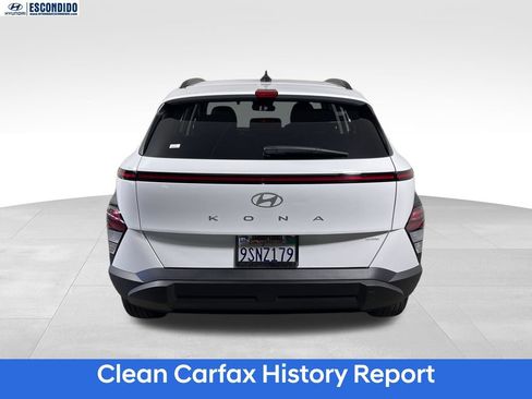 Certified 2025 Hyundai Kona SEL AWD/4WD image 4