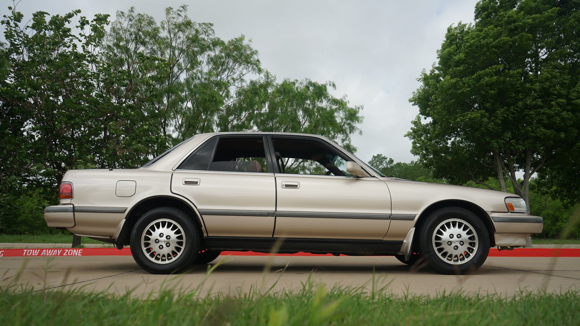 Used 1991 Toyota Cressida RWD image 19