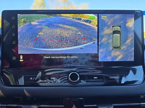 New 2025 Mitsubishi Outlander SE image 21