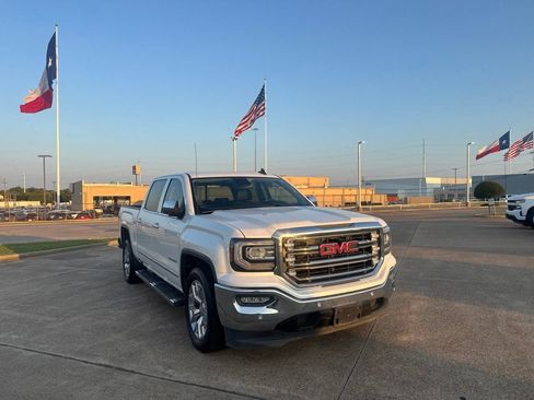 Used 2017 GMC Sierra 1500 SLT RWD image 2