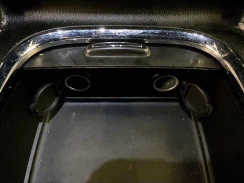 Used 2019 Dodge Grand Caravan GT image 32