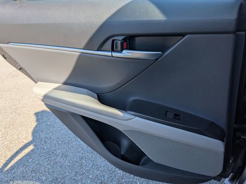 Used 2024 Toyota Camry LE image 27