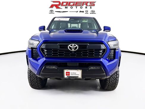 Certified 2025 Toyota Tacoma TRD Sport w/ TRD Sport Premium Package AWD/4WD image 7