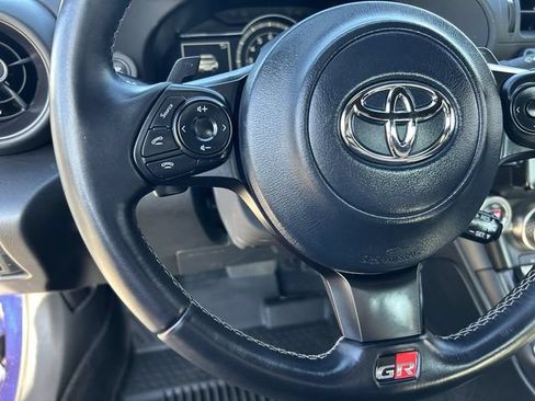 Used 2025 Toyota GR86 w/ ALL Weather Mat Package (TMS) RWD image 25