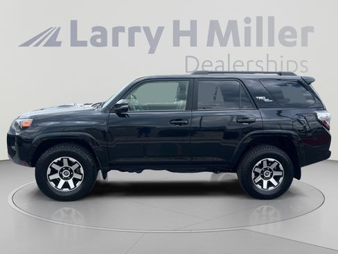 Certified 2023 Toyota 4Runner TRD Off-Road Premium w/ Off Road Premium Plus Package AWD/4WD image 2
