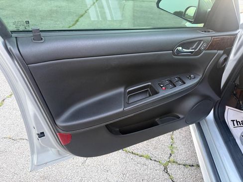 Used 2016 Chevrolet Impala Limited LS FWD image 14