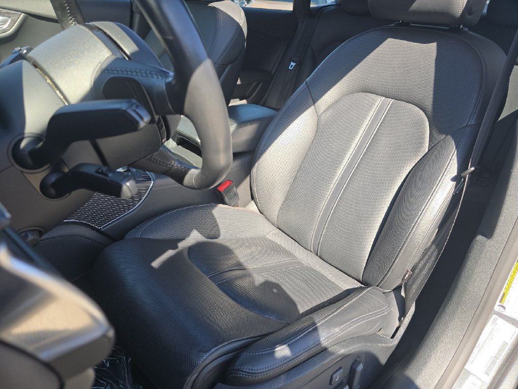 Used 2014 Audi RS 7 Prestige AWD/4WD image 21
