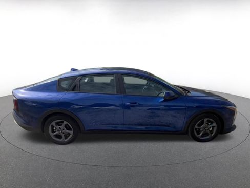 Used 2025 Kia K4 LXS FWD image 16