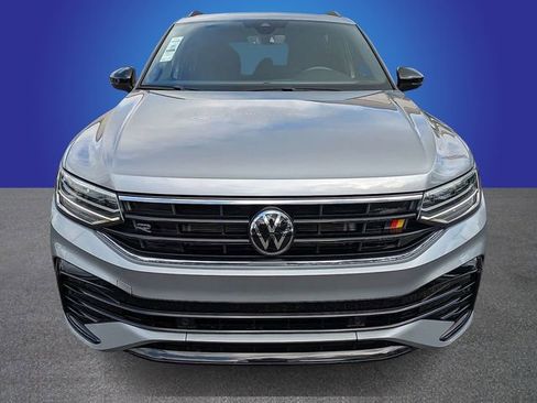 Used 2023 Volkswagen Tiguan SE R-Line FWD image 8
