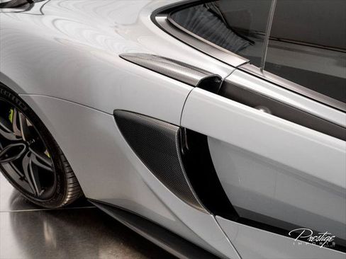 Used 2017 McLaren 570S RWD image 30