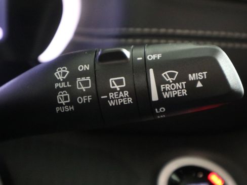 New 2025 Jeep Grand Cherokee L Altitude image 33