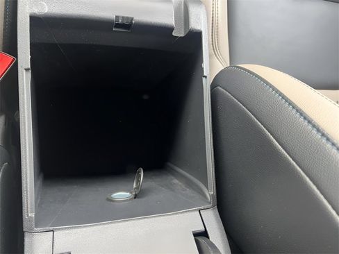 Used 2023 Ford Bronco Wildtrak image 35