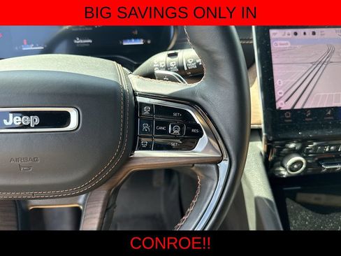 Used 2023 Jeep Grand Cherokee Summit w/ Adv Protech Group IV AWD/4WD image 15
