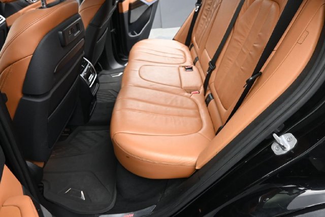 Used 2019 BMW X5 xDrive40i AWD/4WD image 14