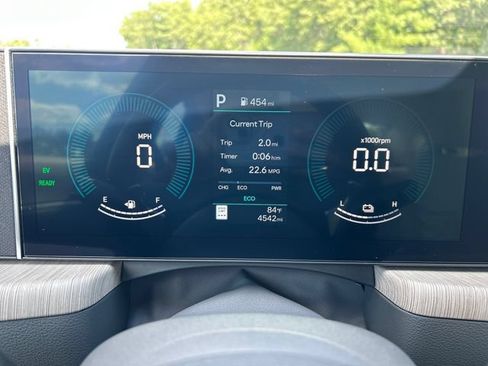 Used 2025 Hyundai Sonata SEL FWD image 15